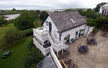 The Island Home Inn New Shoreham Extérieur photo