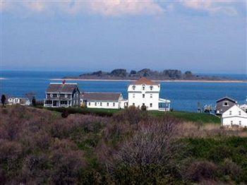 The Island Home Inn New Shoreham Extérieur photo